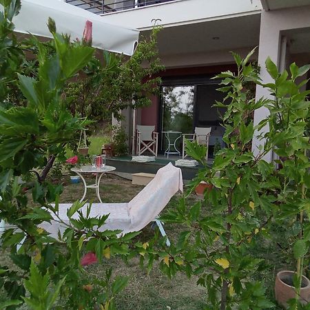 Alki'S Stories Apartment Каламата Екстериор снимка